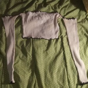 White long sleeve crop top